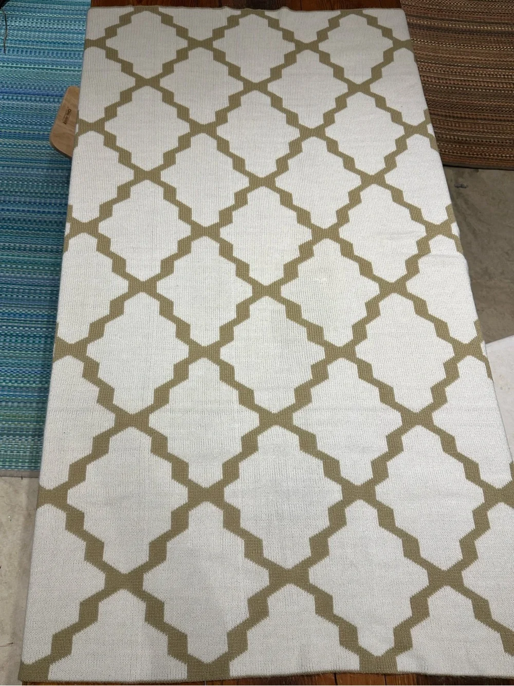 Pottery Barn Geometric Throw Blanket, Tan & White
